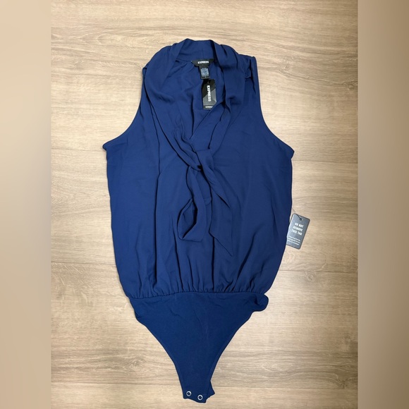 Express Sleeveless Bodysuit Navy Small NWT - Picture 1 of 4